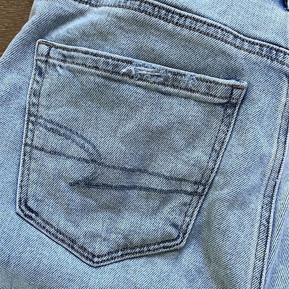 American Eagle Outfitters Blue Ankle Cropped Jeans - Picture 14 of 14